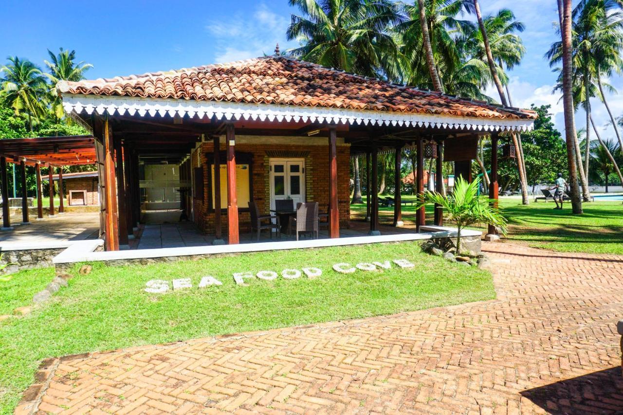 Club Bentota Hotell Exteriör bild